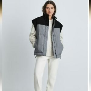 Everlane The Renew Vest Boxy Oversized Button and Zipper Closure Black Grey Sz S